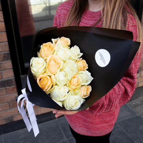 Букет из 15 "Аваланш Крими" Black - Розы 40 см.