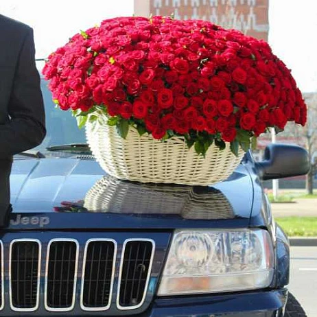 Корзина с 501 красной розой